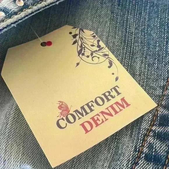 Comfort denim size medium, jean vest. - Picture 9 of 9